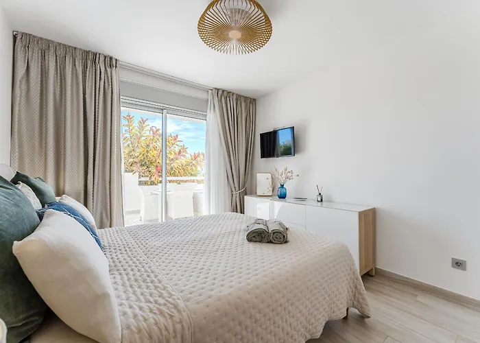 Beautiful Oceanfront Garden Suite! La Tejita! Apartment *