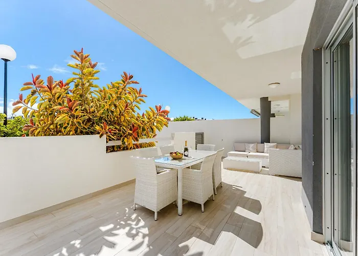 Beautiful Oceanfront Garden Suite! La Tejita! El Medano (Tenerife)